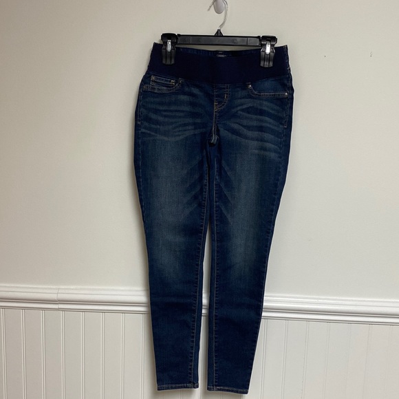 Signature by Levi Strauss &Co Maternity Skinny Jeans - Picture 1 of 6